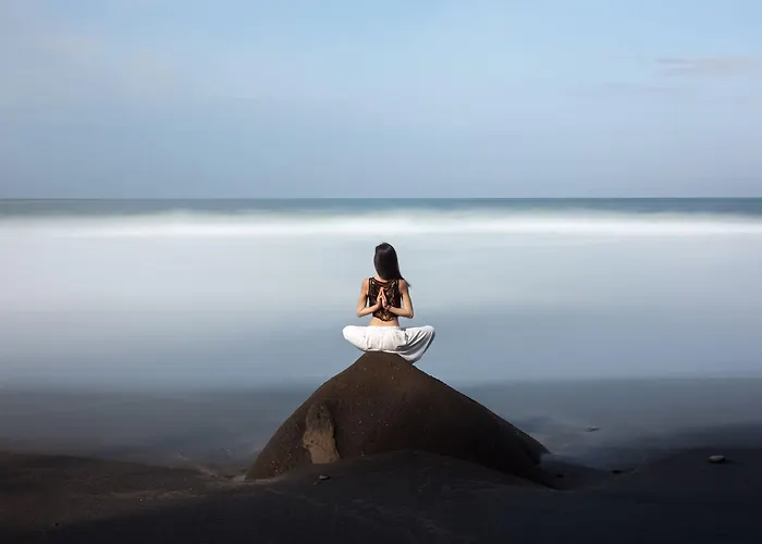 Pitaya Hotel, Surfing & Yoga Selemadeg (Bali)