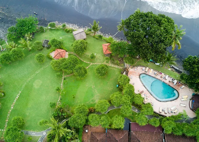 Pitaya Hotel, Surfing & Yoga
