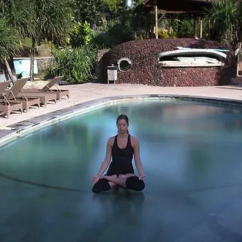 Pitaya Hotel, Surfing & Yoga 3* Selemadeg (Bali)